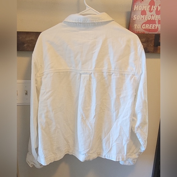 American Eagle soft white 100% cotton button-up denim look jacket. Women's XL - Picture 4 of 6